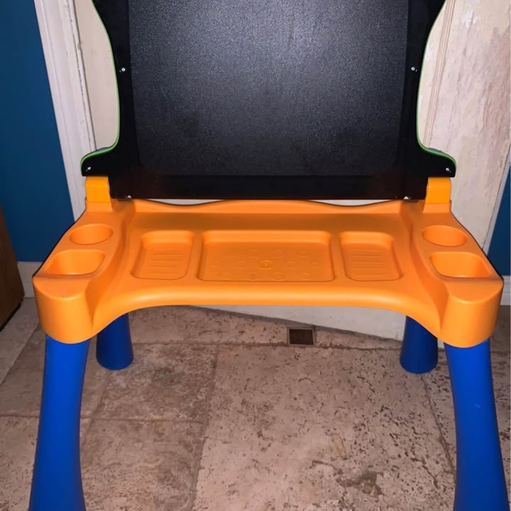 Interactive Learning Desk for Kids - Picture 5 of 8